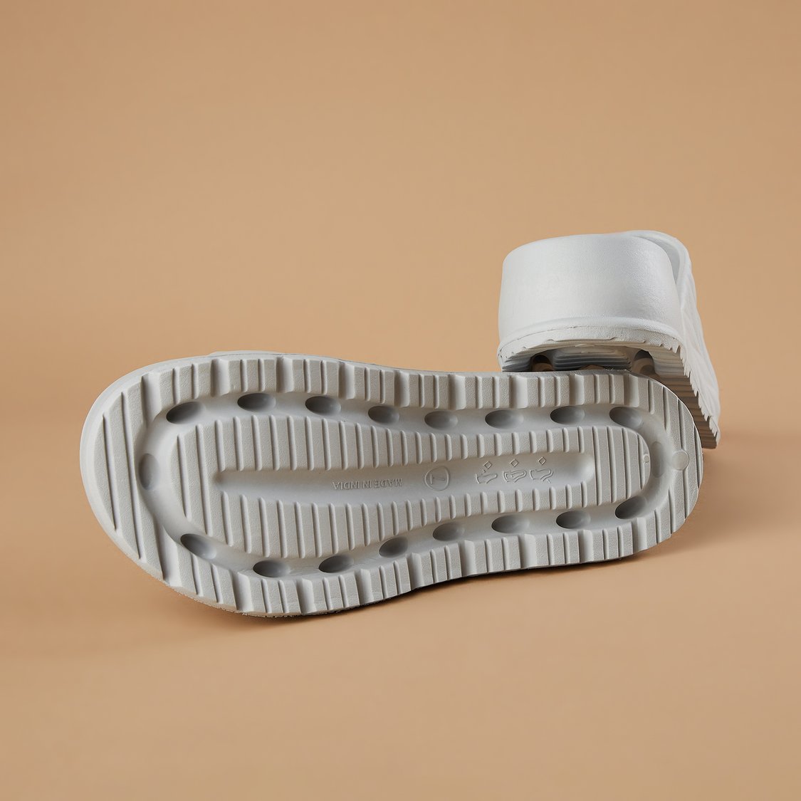 GINGER Textured Platform Sliders
