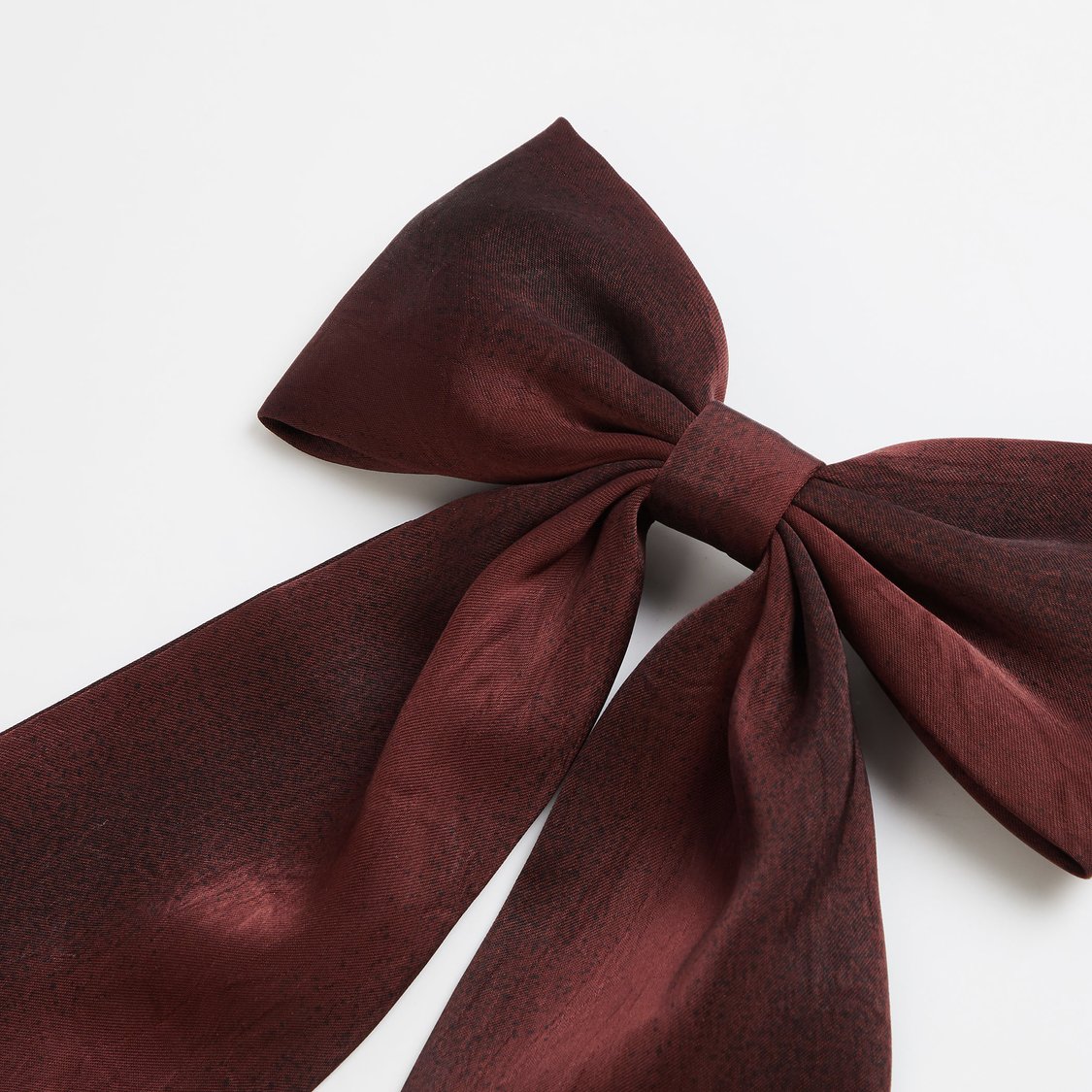 FAME FOREVER Bow-Shaped Hair Clip