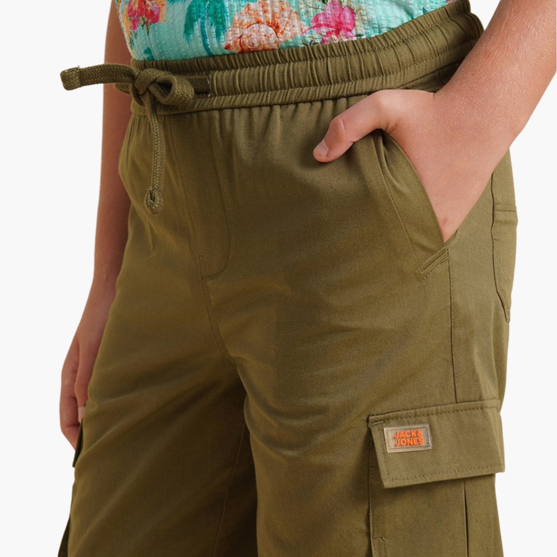 Buy JACK JONES JUNIOR Boys Solid Cargo Shorts from JACK JONES