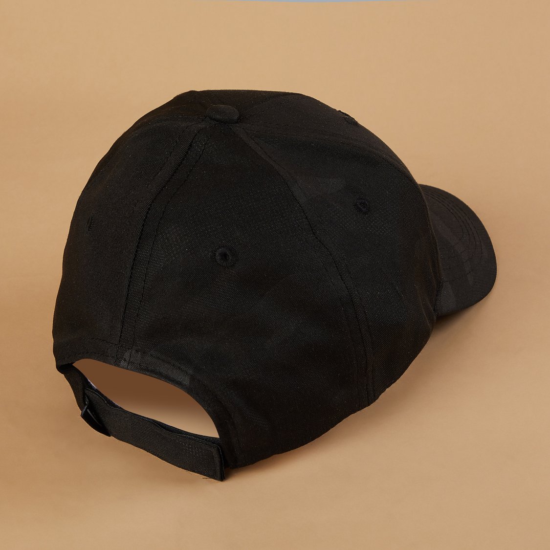 FAME FOREVER Typographic Embroidered Baseball Cap