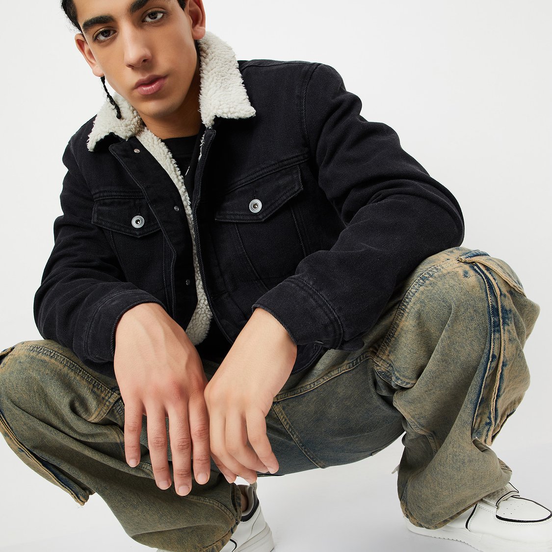 Black Denim Mens Denim Jacket With Fur Collar Fleece Lined Black