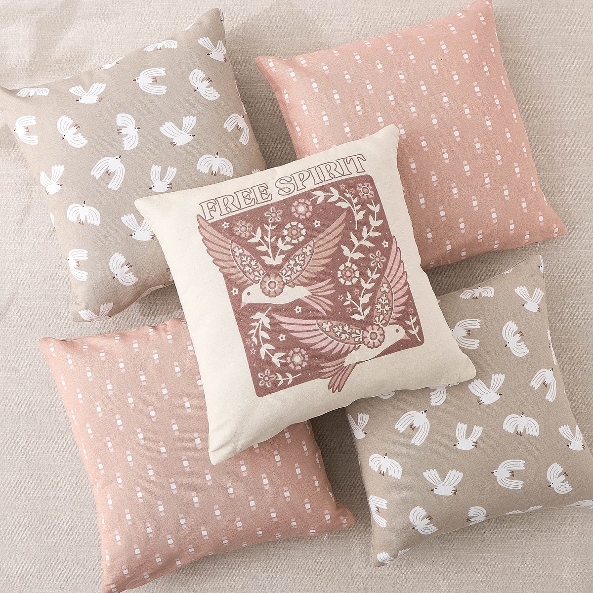 Buy Vera Panther Set of 5 Printed Cushion Covers - 40x40cm from
