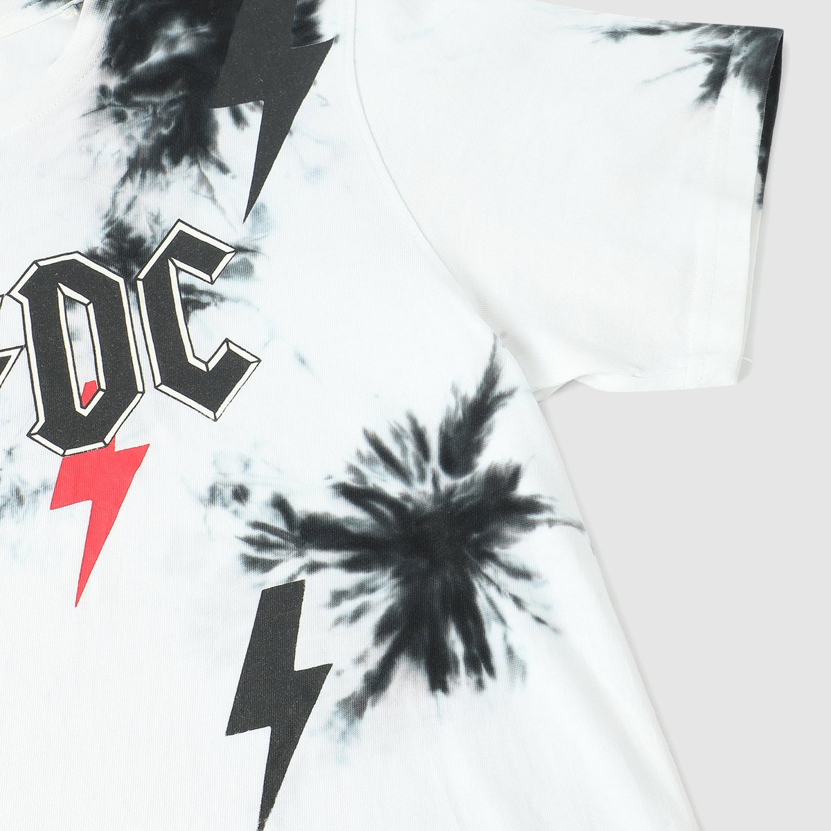 Buy Boys AC/DC Printed T-shirt Online at just Rs. 499.0