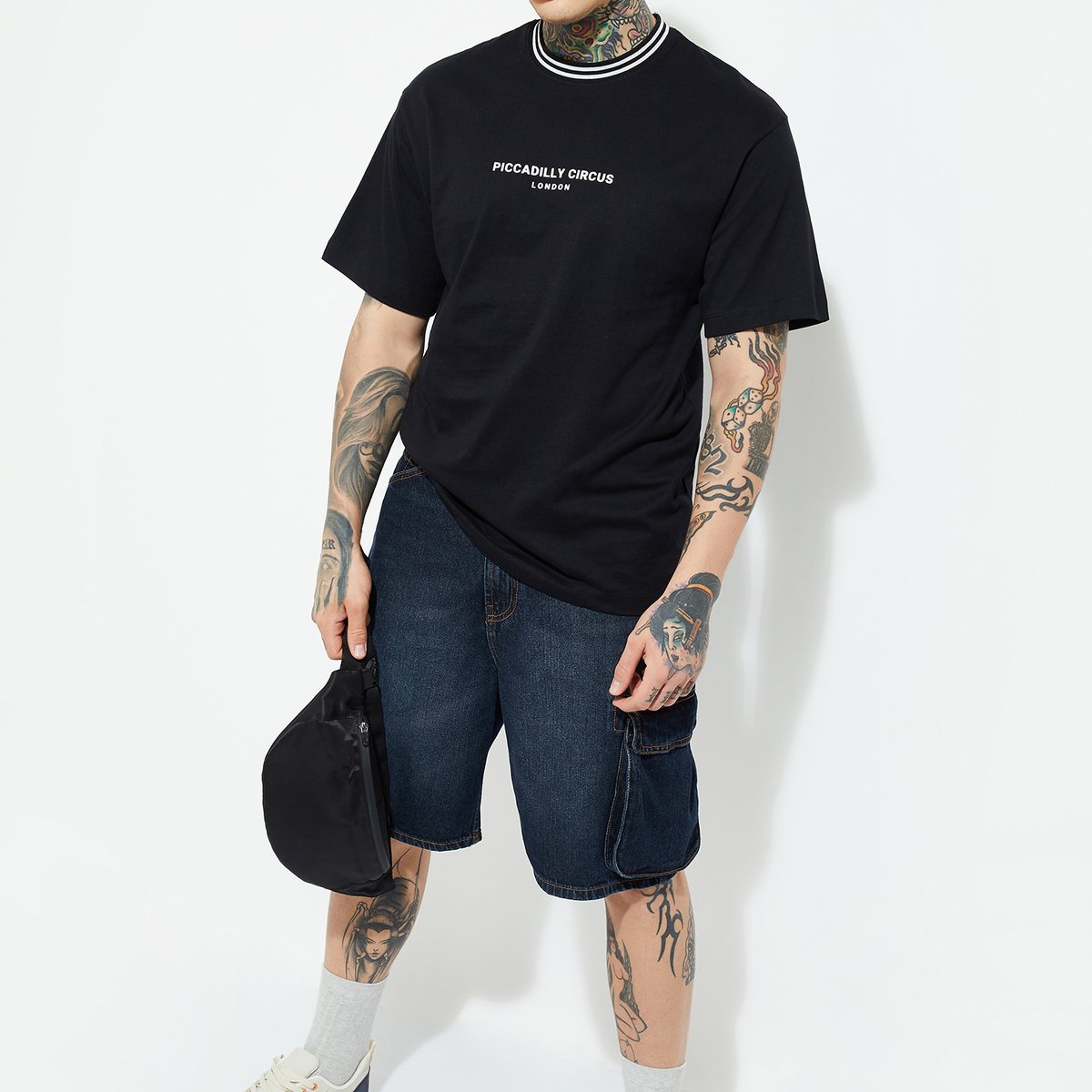 1000015039913-Black-BLACK-