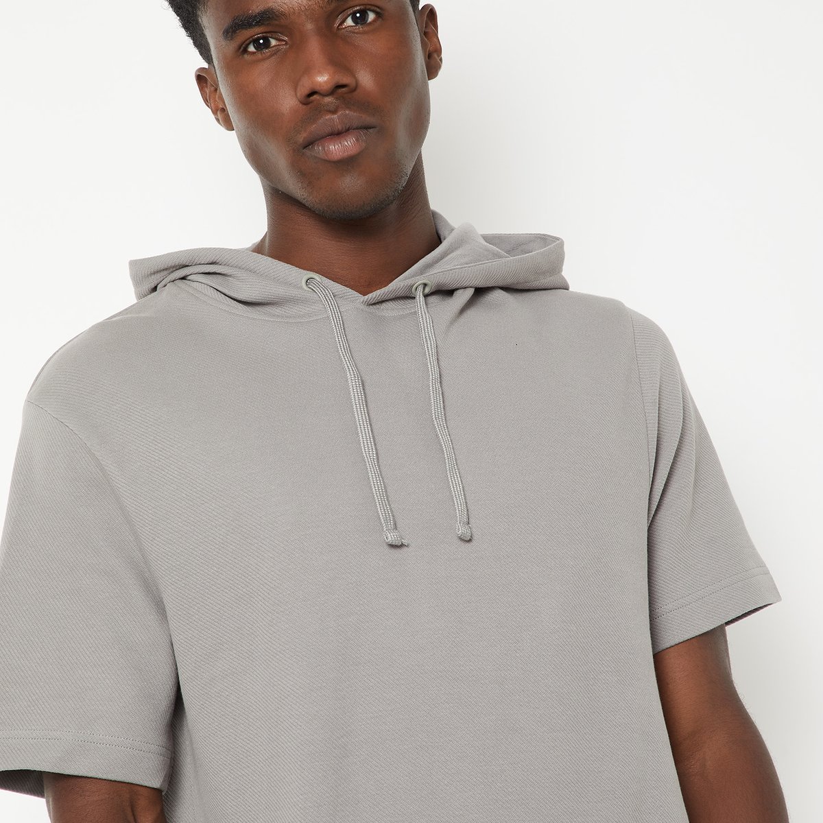 1000016040116-Grey-GREY-