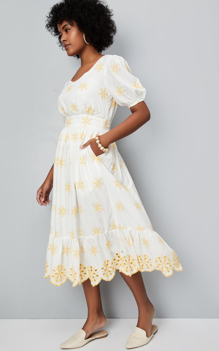 etoll. ドレス　Back embroidery flared dress Amazon.co.jp: etoll Back Embroidery Flared Dress, Dress