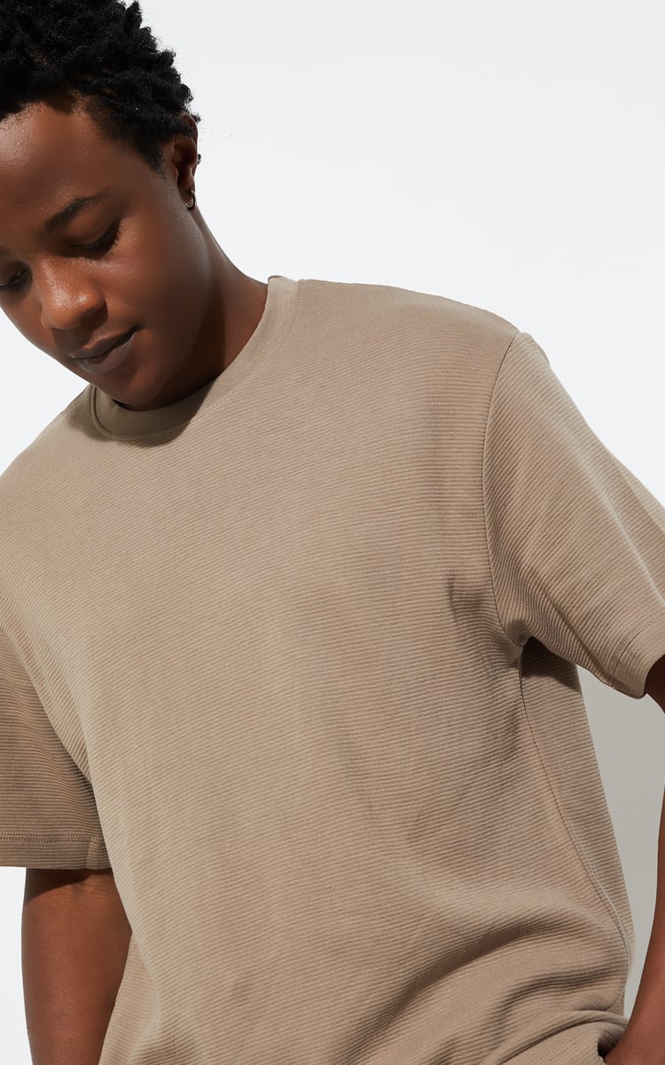 Buy URB_N Men Relaxed Fit Textured T-shirt Online at just Rs