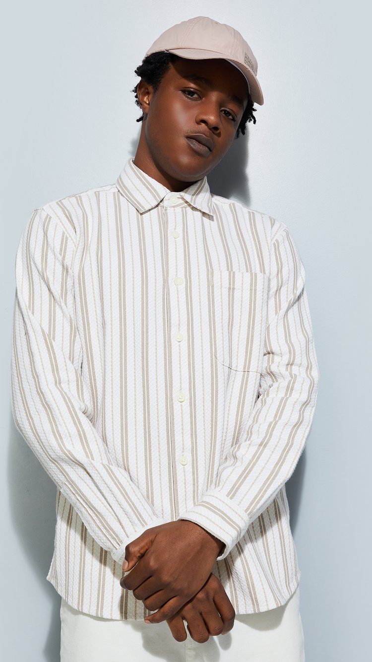 1000014223385-White-WHITE-