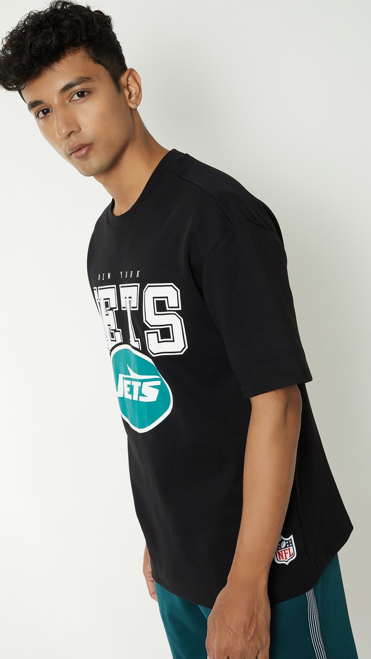 Buy Men NFL Printed Sports T-shirt Online at just Rs. 799.0