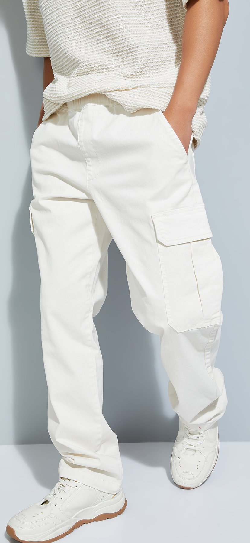 Buy URB_N Men Solid Cargo Trousers Online at just Rs. 1699.0