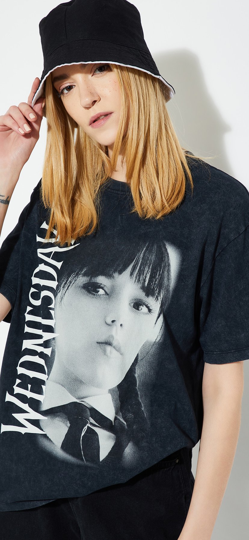 Buy ALAYA F x URB_N Women Wednesday Oversized T-shirt Online at