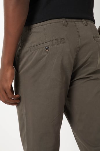 Buy Men Slim Fit Stretch Chinos Online at just Rs. 899.0