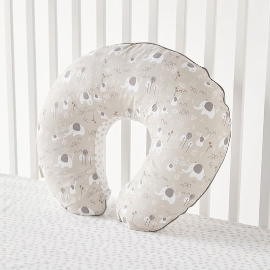 Juniors All-Over Print Feeding Pillow - 68x54 cm