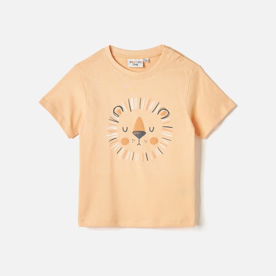 Juniors Graphic Print T-shirt with Snap Closure and Short Sleeves