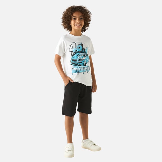 Juniors Graphic Print T-shirt with Short Sleeves and Crew Neck