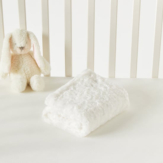 Juniors Swirl Textured Blanket - 76x76 cm