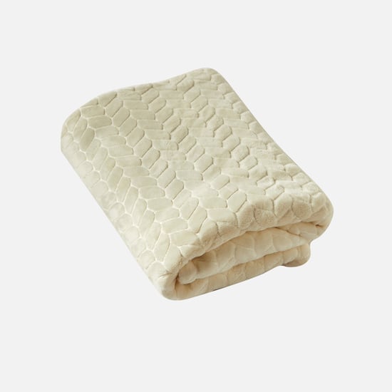 Juniors Textured Flannel Blanket - 76x102 cm