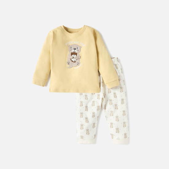 Juniors Applique Detail T-shirt and Pyjama Set