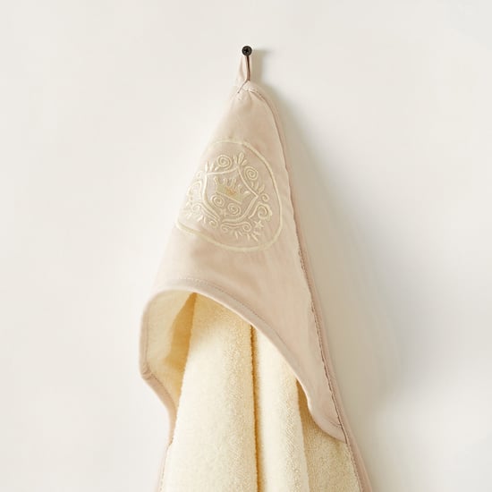 Giggles Embroidered Hooded Towel - 75x75 cms