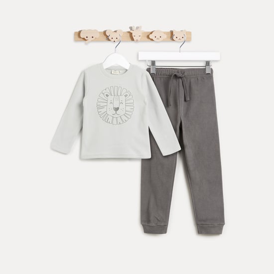 Juniors Lion Embroidered Fleece T-shirt and Pyjama Set