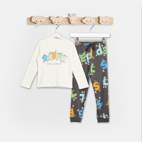 Juniors Graphic Print Long Sleeves T-shirt and Elasticated Pyjama Set