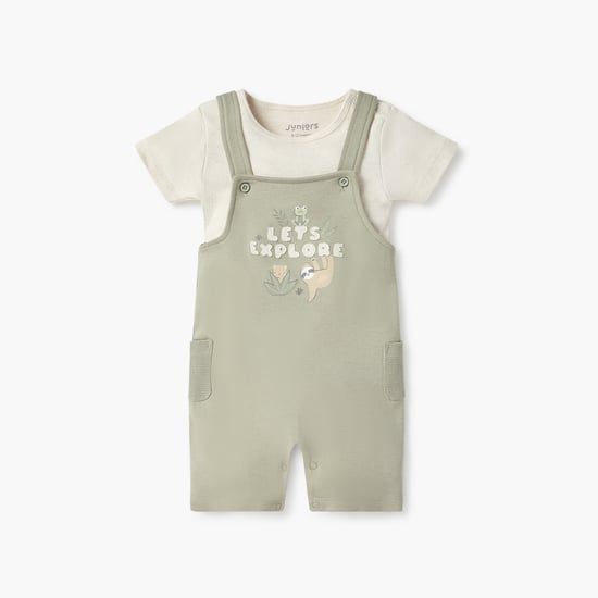 Juniors Solid T-shirt and Printed Dungaree Set