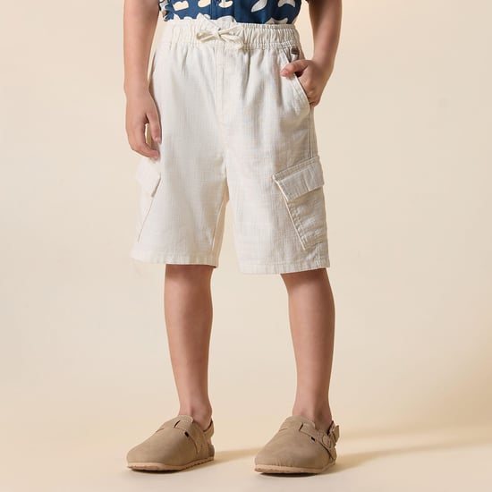 Juniors Solid Cargo Shorts with Pockets and Drawstring Closure