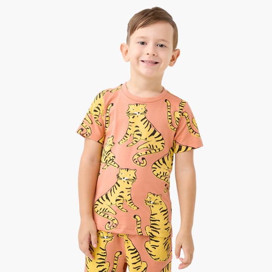 Juniors All-Over Tiger Print T-shirt and Shorts Set