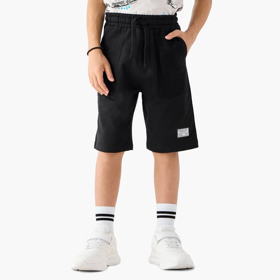 Juniors Applique Detail Shorts with Drawstring Closure and Pockets
