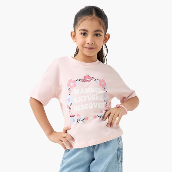 Juniors Graphic Print T-shirt with Short Sleeves