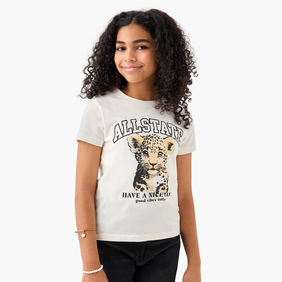 Juniors Graphic Print Round Neck T-shirt with Short Sleeves
