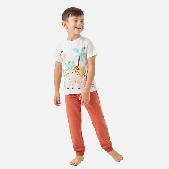 Juniors Graphic Print T-shirt and Solid Pyjama Set