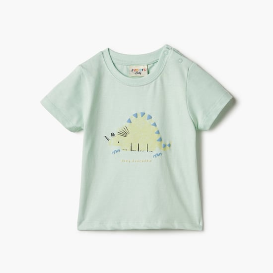 Juniors Graphic Print Round Neck T-shirt with Short Sleeves and Button Closure