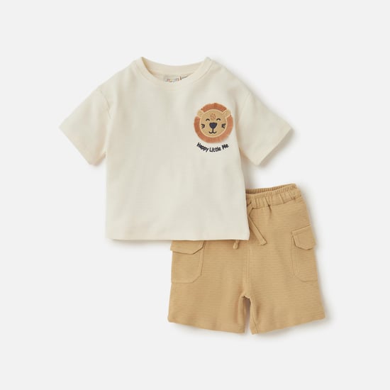 Juniors Applique Detail T-shirt and Shorts Set