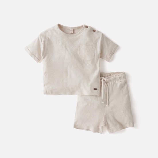 Giggles Textured T-shirt and Shorts Set