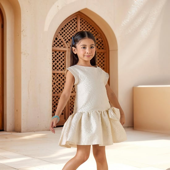 Juniors Textured Dress with Bow Accent and Cap Sleeves
