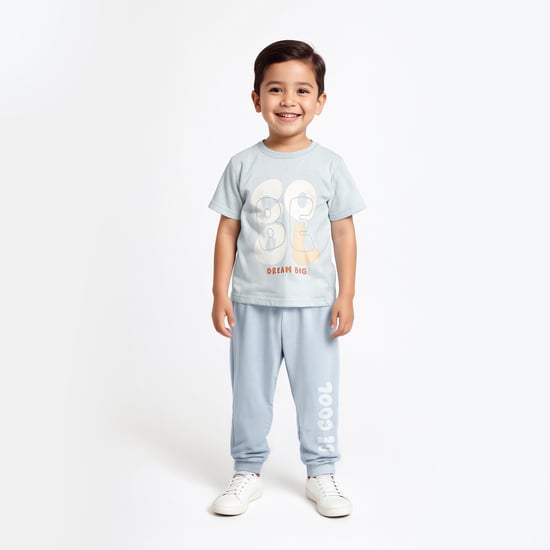 Juniors Typographic Print T-shirt and Pyjama Set