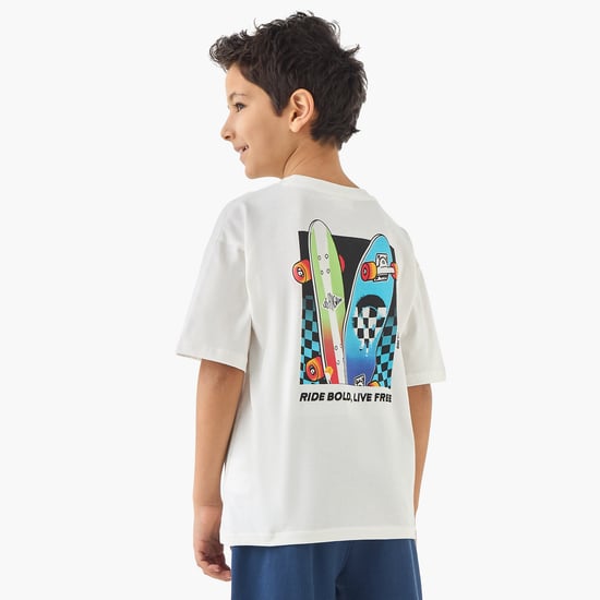 Juniors Graphic Print Crew Neck T-shirt with Short Sleeves