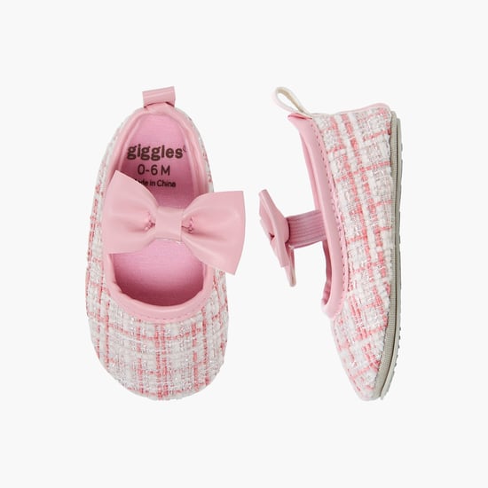 Giggles Checked Print Booties with Bow Applique
