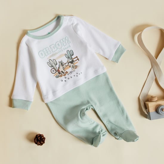 Mickey Mouse Print Closed Feet Sleepsuit