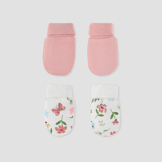 Juniors Assorted Mittens - Set of 2