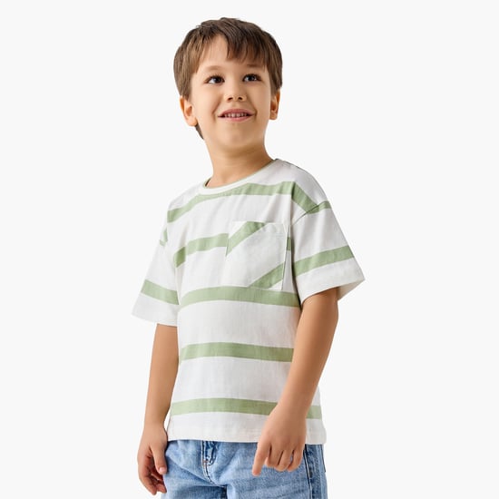 Juniors Striped T-shirt with Pocket