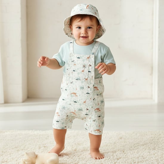Juniors Animal Print T-shirt and Dungaree Set with Cap