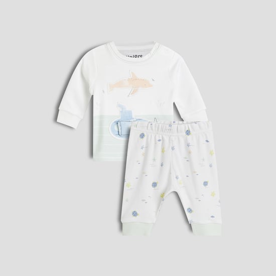 Juniors Printed T-shirt with Joggers Set