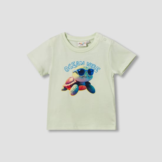 Juniors Graphic Print T-shirt