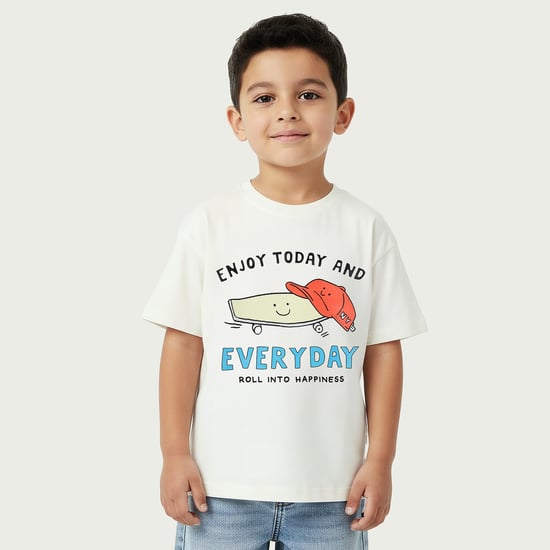 Juniors Graphic Print T-shirt