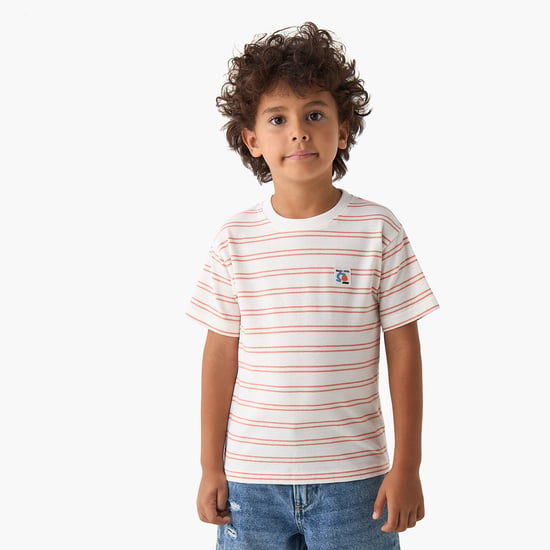 Juniors Striped T-shirt