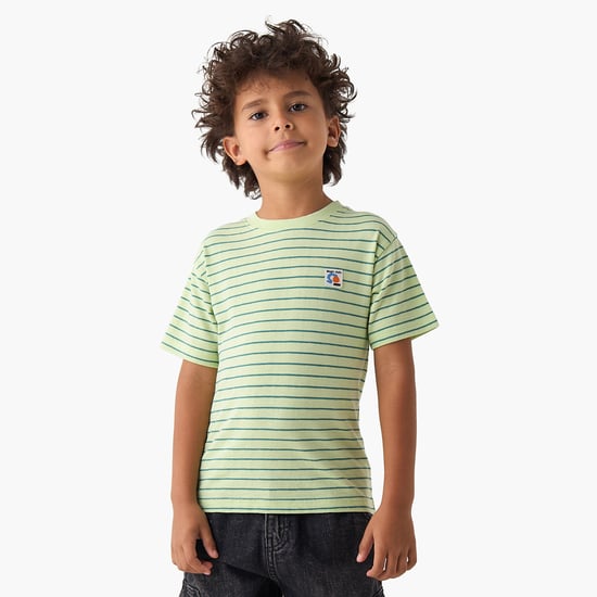 Juniors Striped T-shirt