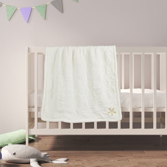Juniors Quilted Embroidered 2 Ply Blanket
