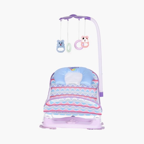 Steelbird Anti-Skid Compact Baby Bath Chair with Toys